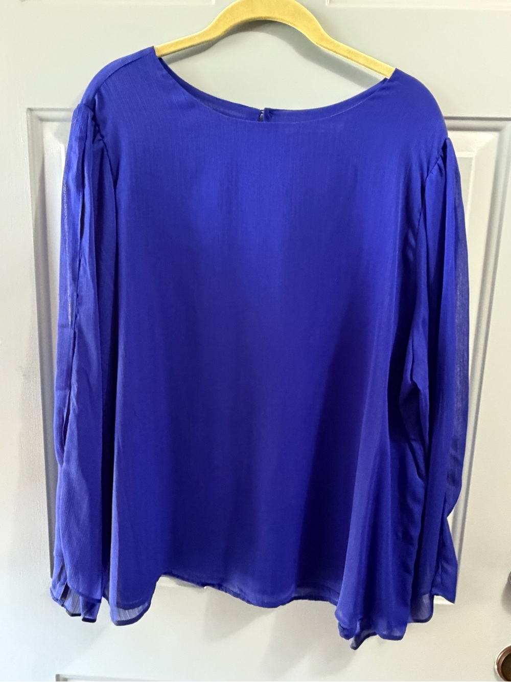 Bright blue Nygard blouse size XL